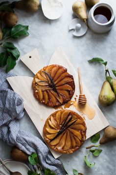 Salted Honey + Vanilla Bean Pear Tarte Tatin