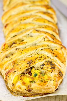 Sausage and Egg Breakfast Braid