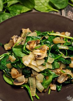 Sautéed Spinach and Caramelized Onions