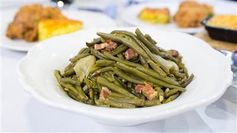 Savannah's Mom's Kentucky Wonder Green Beans with Bacon