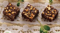 Simple Peanut Butter Fudge