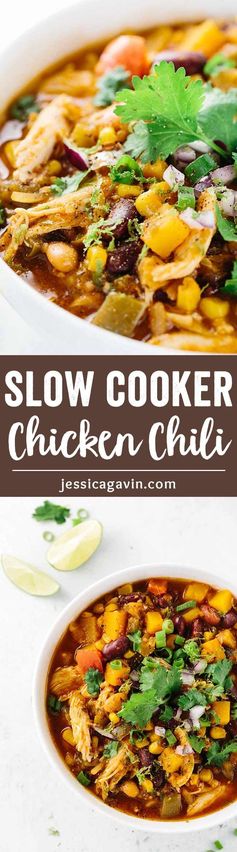 Slow Cooker Chicken Chili & Jalapeño Cornbread