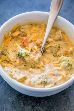 Slow Cooker Creamy Sausage and Broccoli Cheese Soup