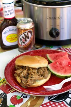 Slow Cooker Root Beer Pulled Pork