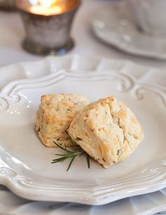 Smoked Gouda and Rosemary Scones