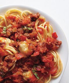 Spaghetti With Meat Sauce and Mozzarella