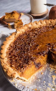 Spiced, Brûléed Maple Pumpkin Pie