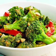 Spicy Stir-Fried Broccoli & Peanuts