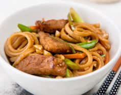 Sticky Pork and Vegetable Stir-fry with Udon Noodles