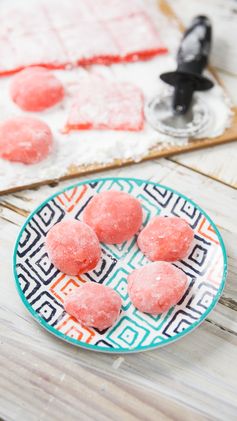 Strawberry Lemonade Mochi