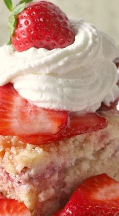 Strawberry Shortcake Ooey Gooey Butter Cake