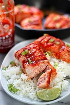 Sunday Suppers: Sweet and Spicy Sriracha Baked Salmon