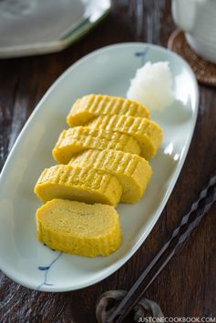 Tamagoyaki (Japanese Rolled Omelette