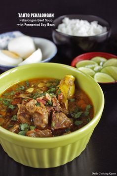 Tauto Pekalongan - Pekalongan Beef Soup with Fermented Soy Bean