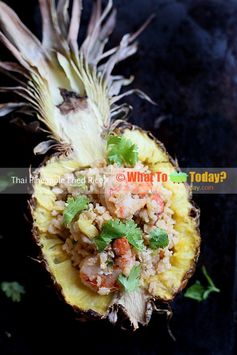 THAI PINEAPPLE FRIED RICE (4 servings