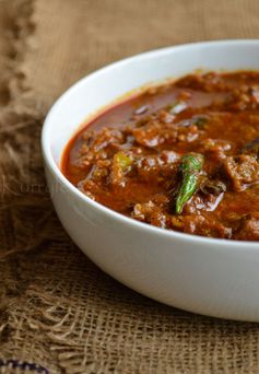 Thattukada style beef curry