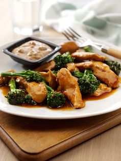 The Body Coach’s Garlic and Teriyaki Chicken Served with Tenderstem® and Peanut Butter Dip