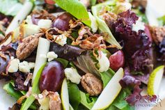 The Most Tantalizing Pear and Gorgonzola Salad