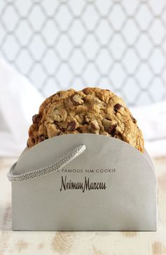 The Very Best Neiman Marcus Chocolate Chip Cookie