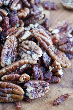 Toasted Pecans with Bacon and Black Pepper