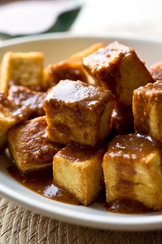 Tofu With Peanut-Ginger Sauce