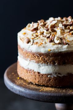 Vegan carrot cake with cashew frosting