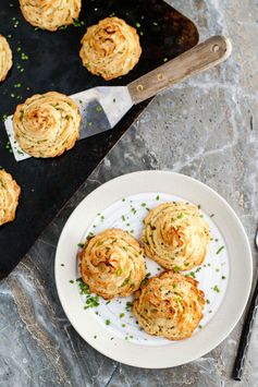 Vegan Chive & Garlic Duchess Potatoes