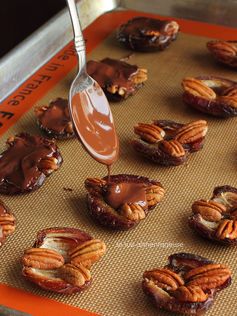 Vegan Pecan Caramel Clusters