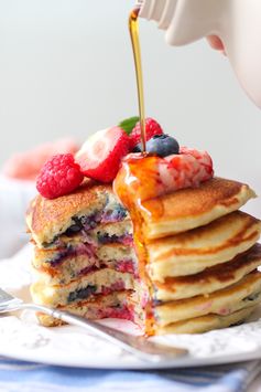Very Berry Cloud Cakes (The Fluffiest Pancakes In the World