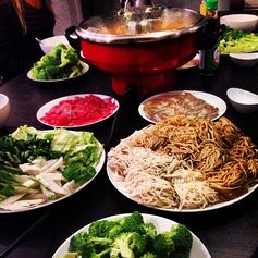 Vietnamese Spicy Lemongrass Hot Pot