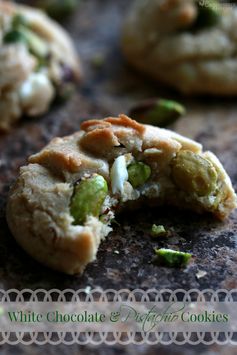 White Chocolate & Pistachio Cookies