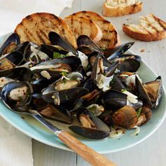 White Wine Mussels with Garlicky Bruschetta